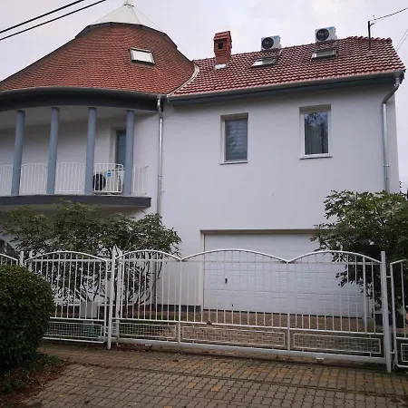 Kupola Lägenhet *